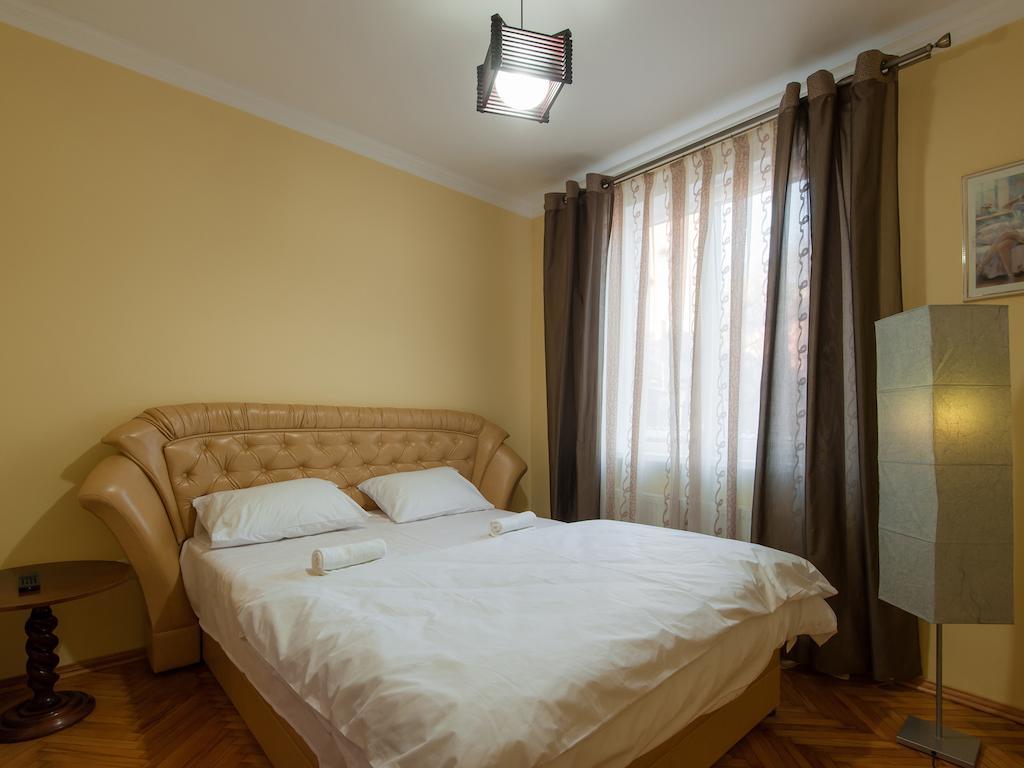 Like Hostel Chernivtsi Δωμάτιο φωτογραφία