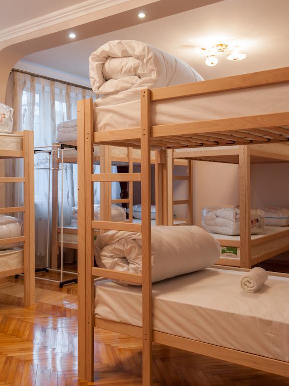 Like Hostel Chernivtsi Δωμάτιο φωτογραφία